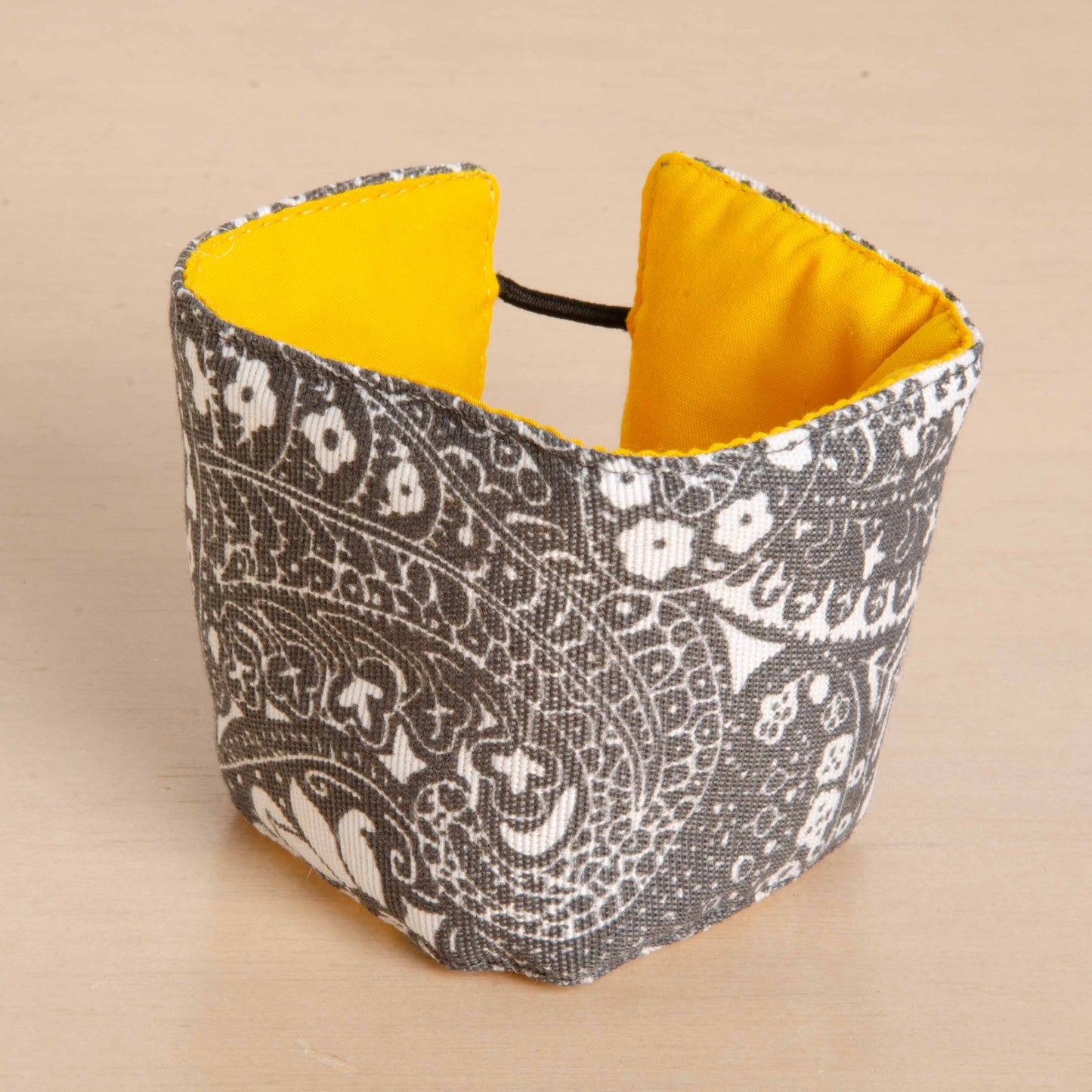 Paisley gris