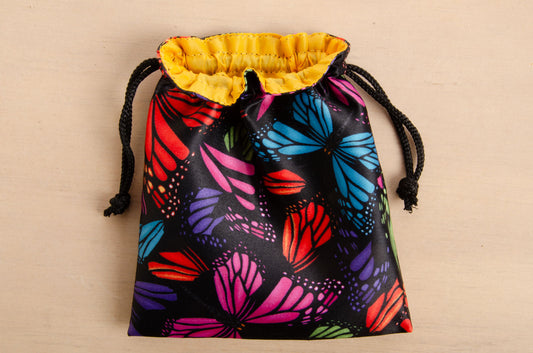 Mariposas negro